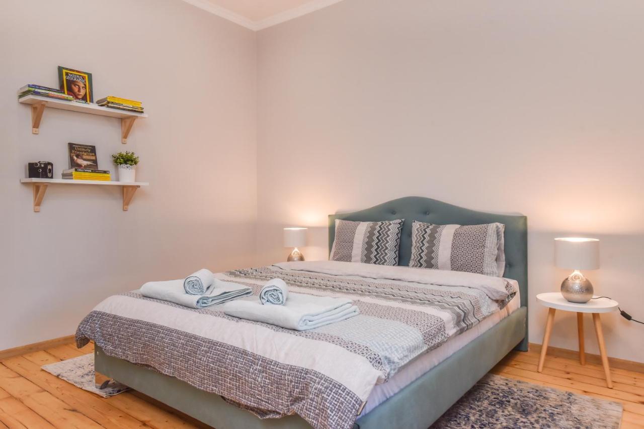 סופיה Spacious Vintage 2Br, 2Bath Apartment By Flat Mаnager מראה חיצוני תמונה