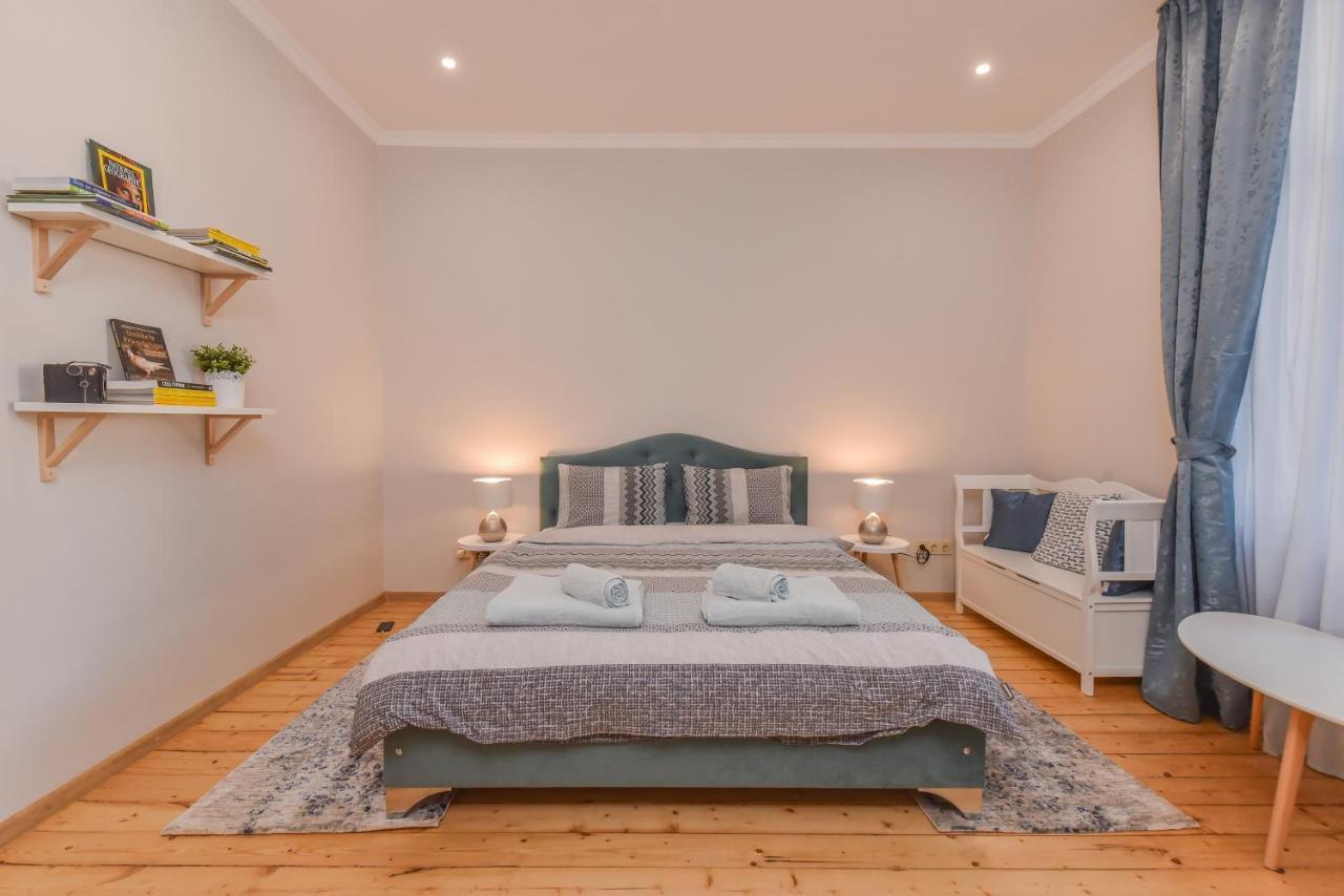 סופיה Spacious Vintage 2Br, 2Bath Apartment By Flat Mаnager מראה חיצוני תמונה