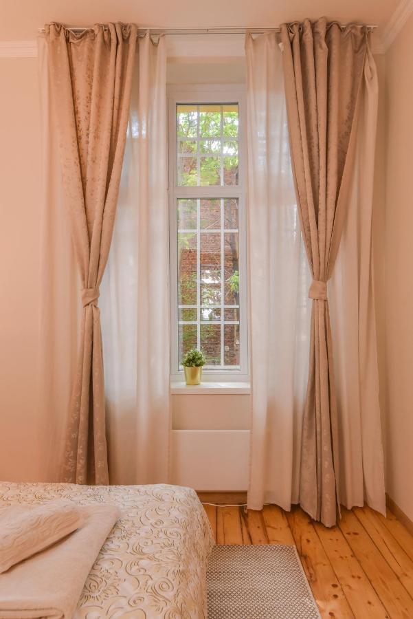 סופיה Spacious Vintage 2Br, 2Bath Apartment By Flat Mаnager מראה חיצוני תמונה